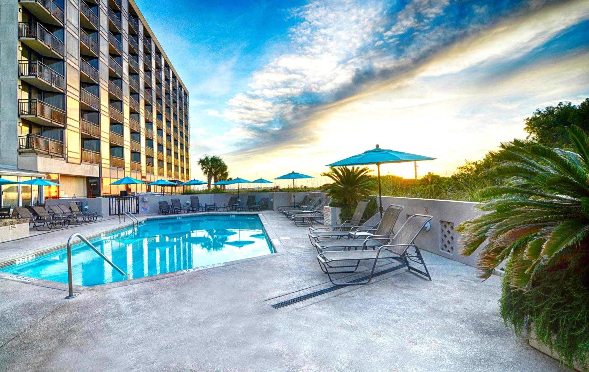 Shell Island - Oceanfront 3*